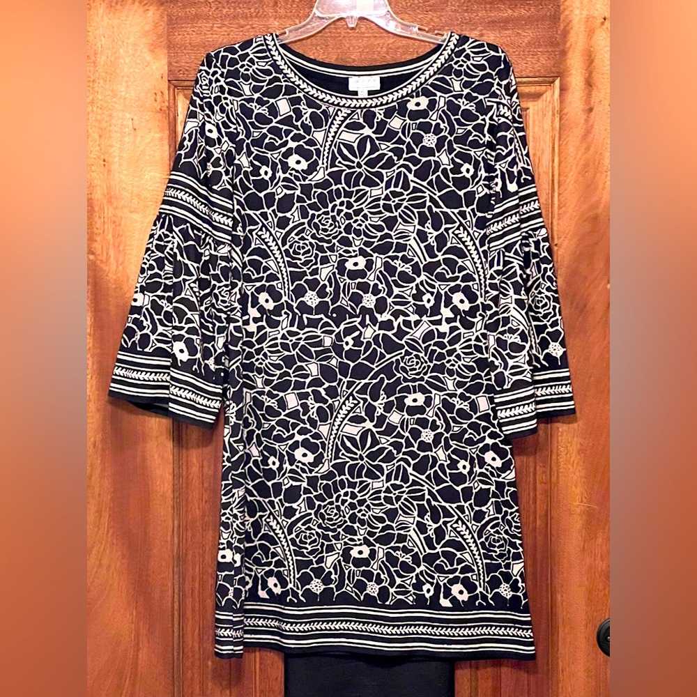 Max Studio Speciality Products ( MSSP) black and cream dress